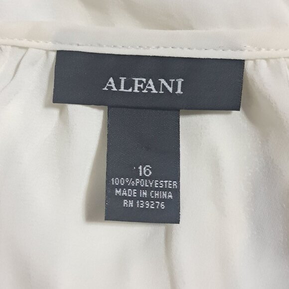 Alfani Womens Cream Pleated Front Blouse Size 16 Long Sleeve 100% Polyester - Picture 2 of 11